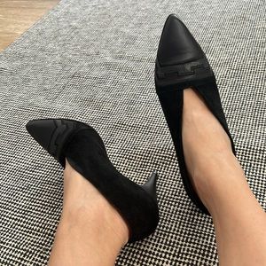 Vintage Via Spiga suede black heels 7.5